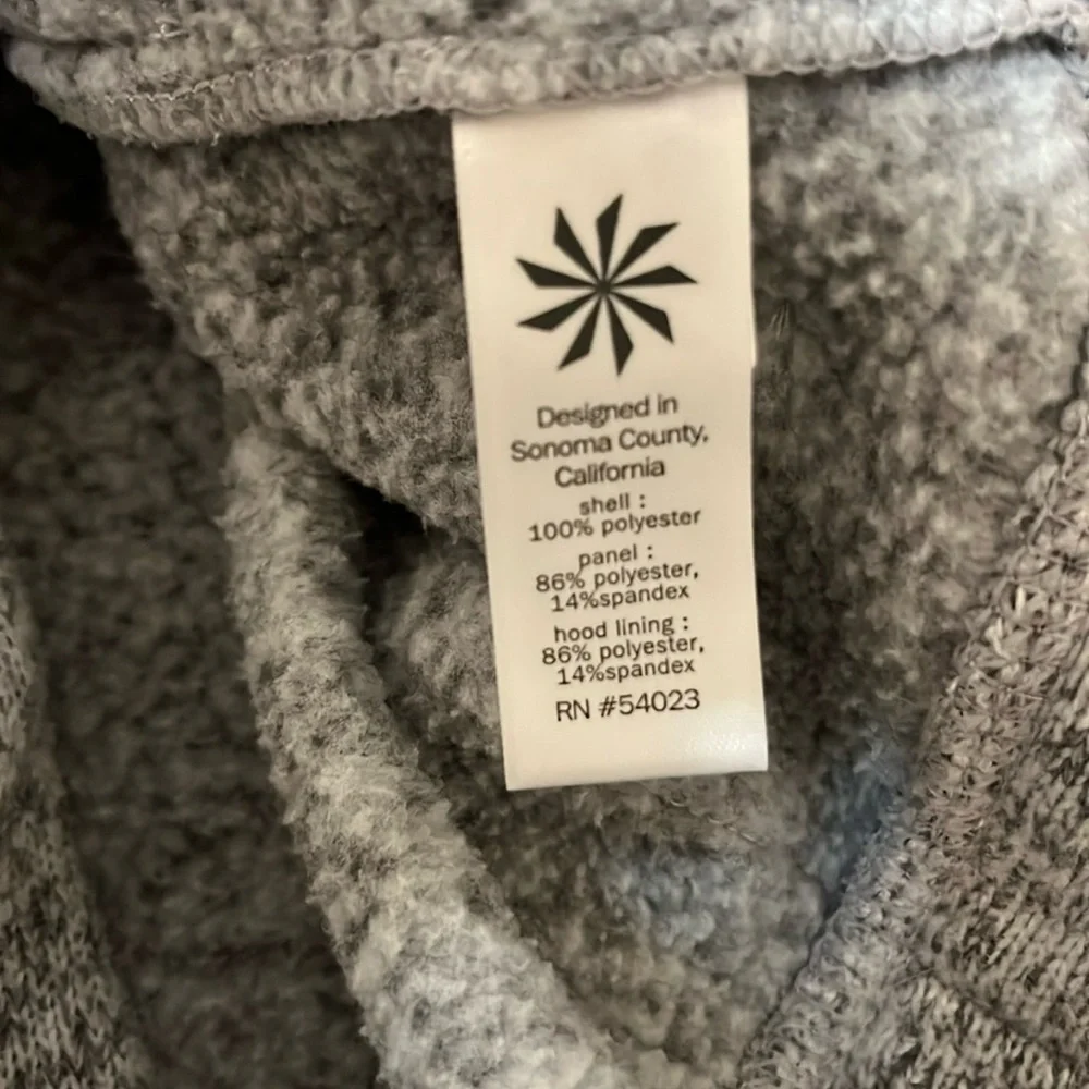 Athleta hoodie jacket sweater woman’s size XS gray full zip warmth athleisure